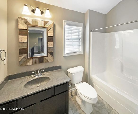 1703 Glen Shady Blvd, Knoxville, TN 37922