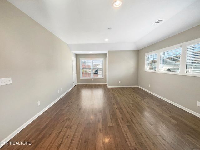 1703 Glen Shady Blvd, Knoxville, TN 37922