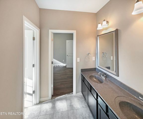 1703 Glen Shady Blvd, Knoxville, TN 37922