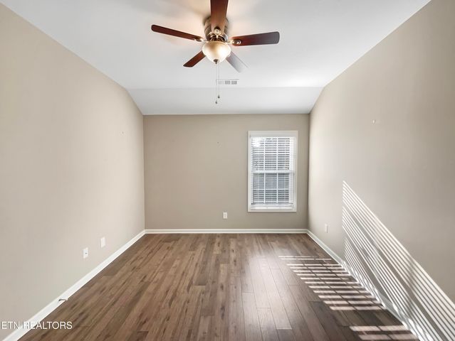 1703 Glen Shady Blvd, Knoxville, TN 37922