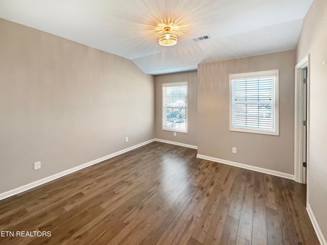 1703 Glen Shady Blvd, Knoxville, TN 37922