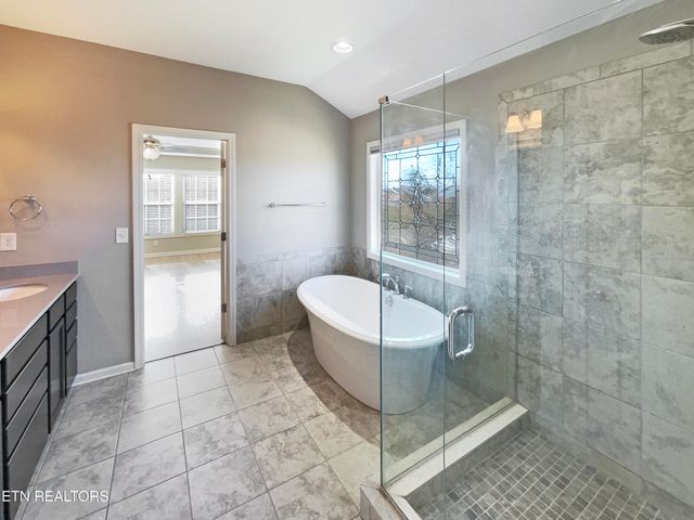 1703 Glen Shady Blvd, Knoxville, TN 37922