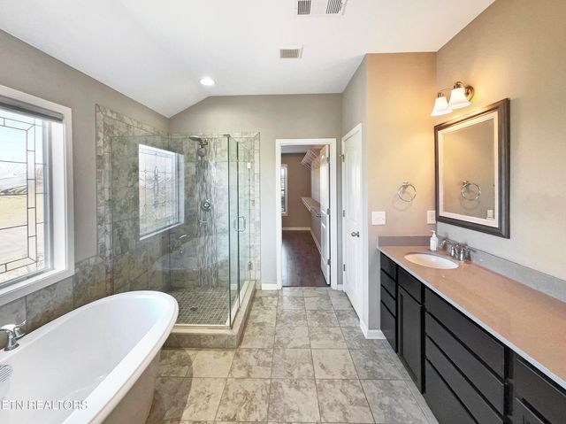 1703 Glen Shady Blvd, Knoxville, TN 37922