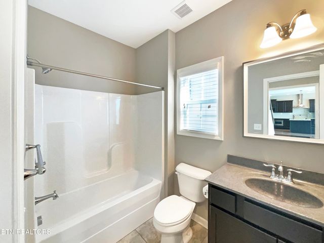 1703 Glen Shady Blvd, Knoxville, TN 37922