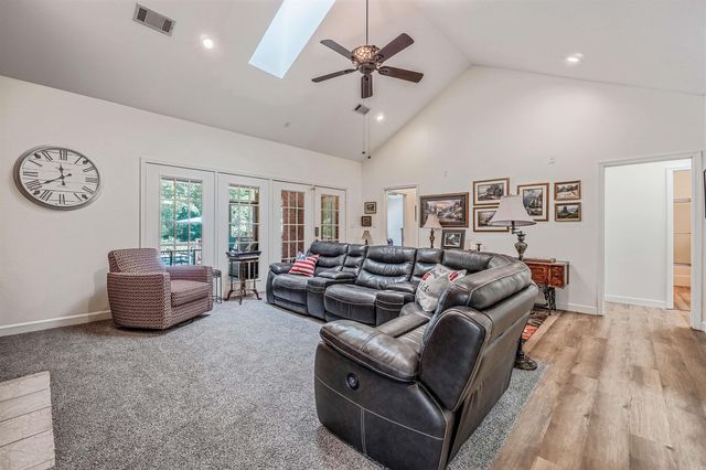 126 Bay Ridge Loop, Hot Springs, AR 71901