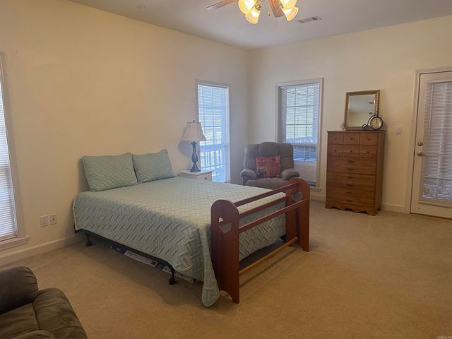 126 Bay Ridge Loop, Hot Springs, AR 71901