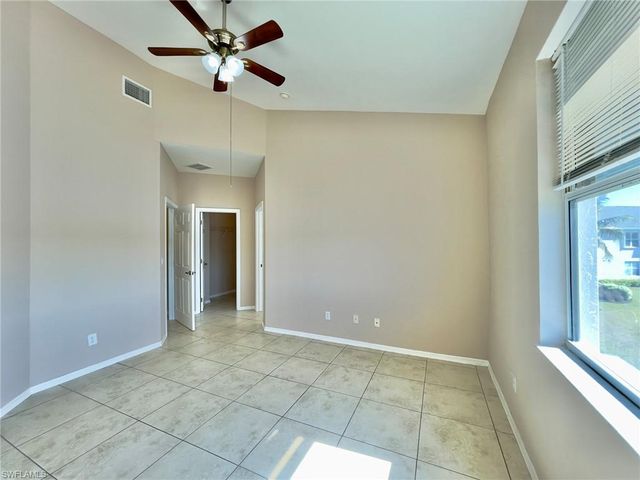 4256 Liron AVE # 203, Fort Myers, FL 33916