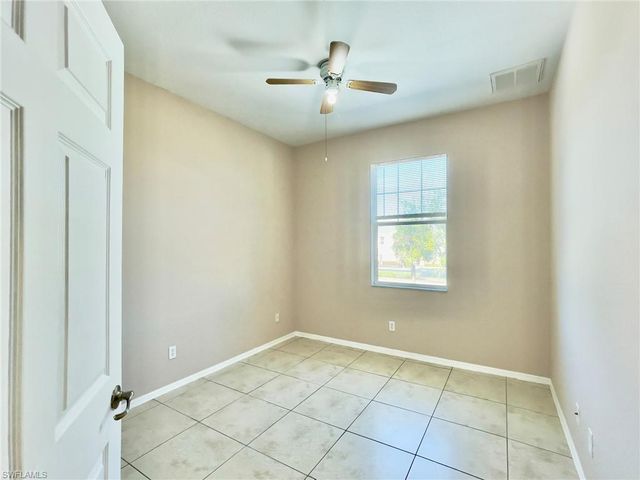 4256 Liron AVE # 203, Fort Myers, FL 33916