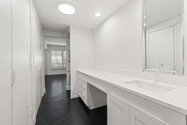900 Greensward Lane 114-g, Delray Beach, FL 33445