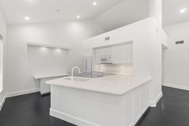 900 Greensward Lane 114-g, Delray Beach, FL 33445