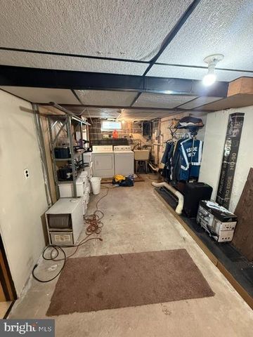 8436 STOW RD, Pennsauken, NJ 08110