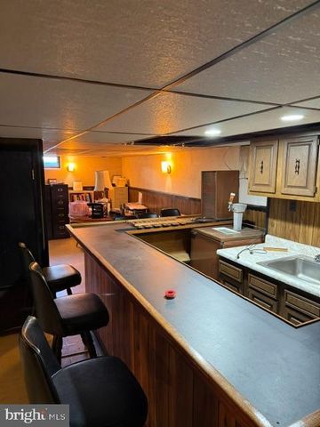 8436 STOW RD, Pennsauken, NJ 08110