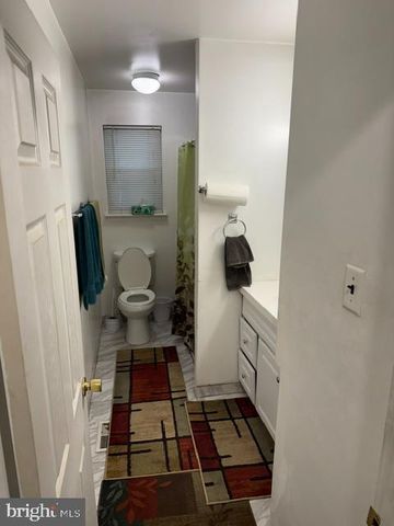 8436 STOW RD, Pennsauken, NJ 08110