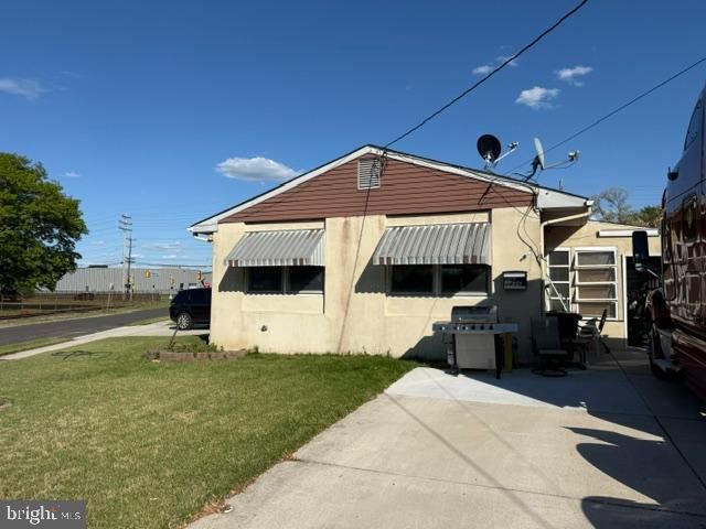 8436 STOW RD, Pennsauken, NJ 08110