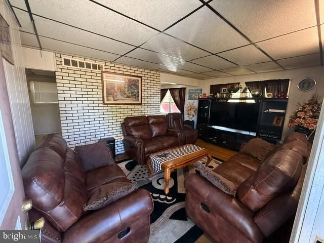 8436 STOW RD, Pennsauken, NJ 08110