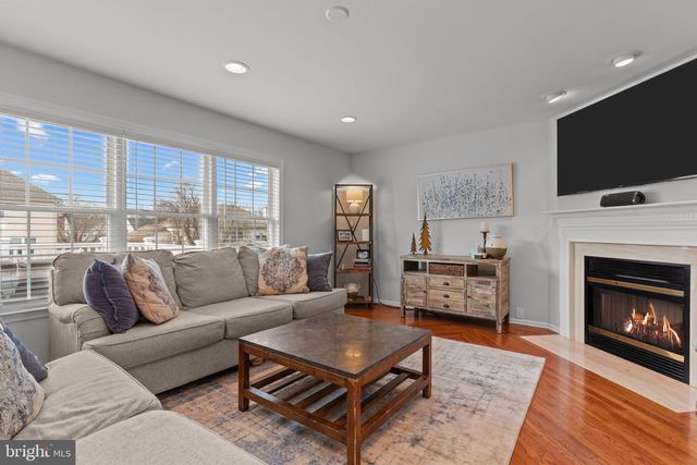 313 DEER DR, Langhorne, PA 19047