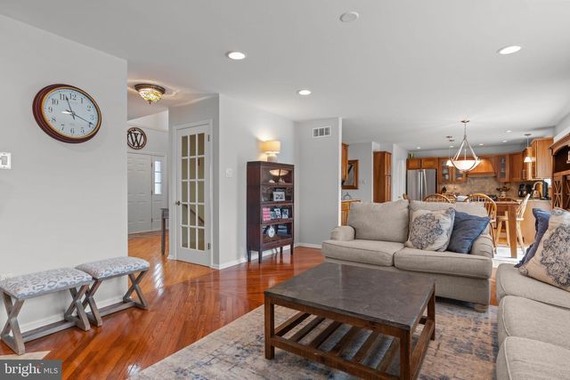 313 DEER DR, Langhorne, PA 19047