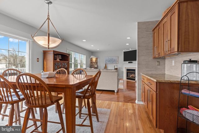 313 DEER DR, Langhorne, PA 19047