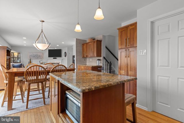 313 DEER DR, Langhorne, PA 19047