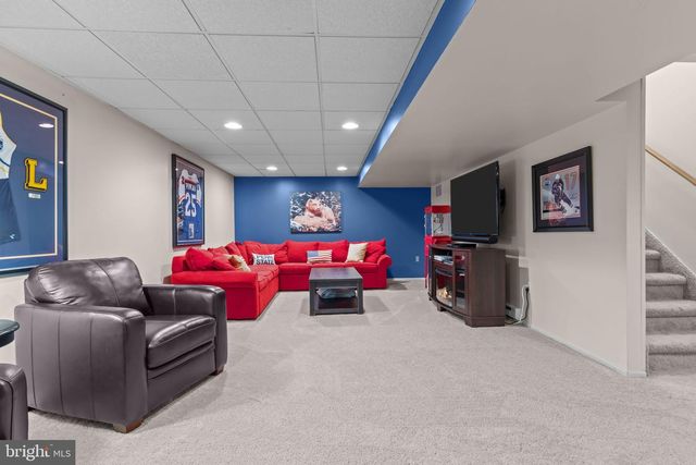 313 DEER DR, Langhorne, PA 19047