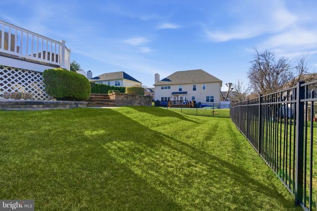 313 DEER DR, Langhorne, PA 19047