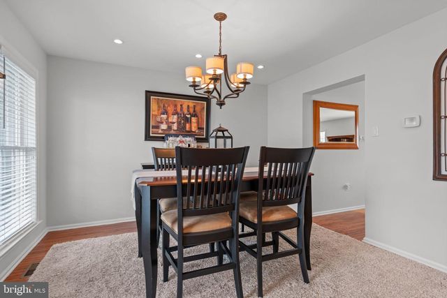 313 DEER DR, Langhorne, PA 19047