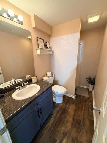 903 NE 117th Street, Kansas City, MO 64155