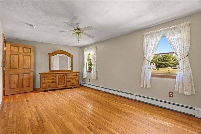26 Brookings Dr, Kingston, MA 02364
