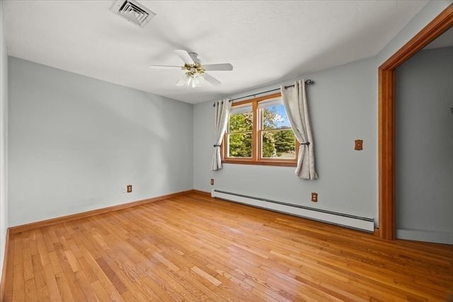 26 Brookings Dr, Kingston, MA 02364