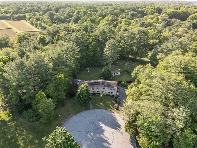 26 Brookings Dr, Kingston, MA 02364