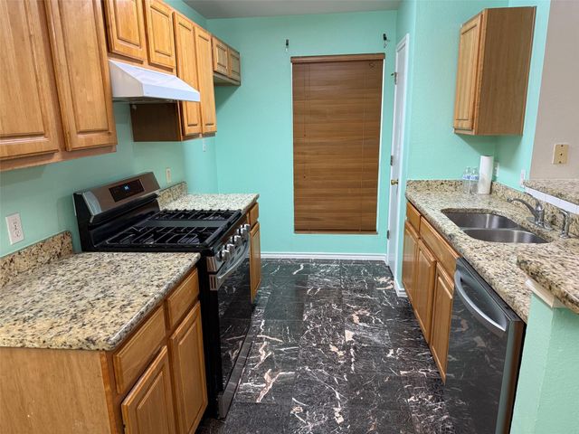 111 Mist Flower DR, Pflugerville, TX 78660