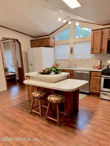 115 LAKE ST Street, Palatka, FL 32177