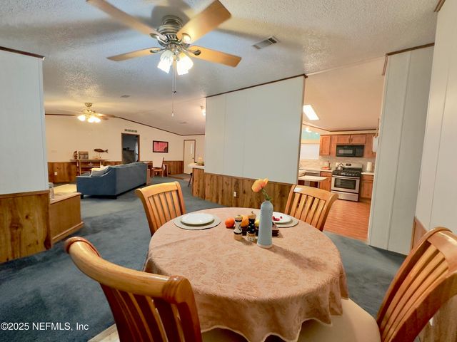 115 LAKE ST Street, Palatka, FL 32177