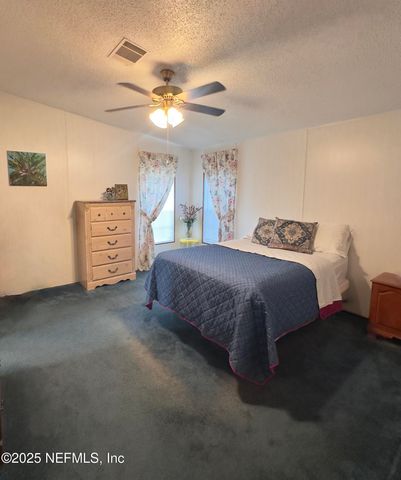 115 LAKE ST Street, Palatka, FL 32177