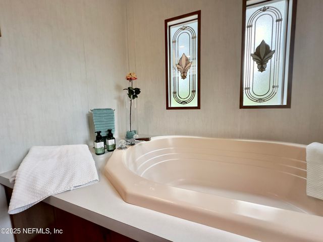 115 LAKE ST Street, Palatka, FL 32177