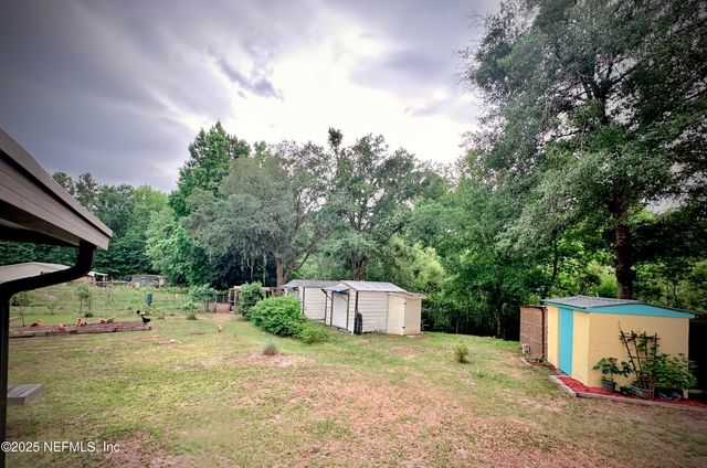 115 LAKE ST Street, Palatka, FL 32177