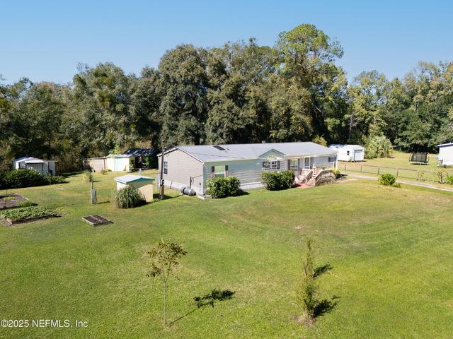 115 LAKE ST Street, Palatka, FL 32177