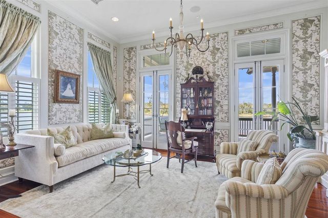 4274 Bayou Bay Drive, Lake Charles, LA 70605