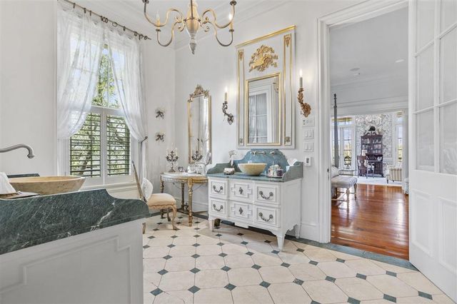 4274 Bayou Bay Drive, Lake Charles, LA 70605