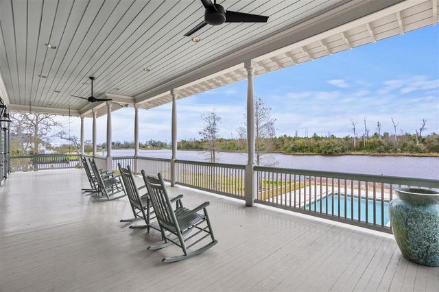 4274 Bayou Bay Drive, Lake Charles, LA 70605