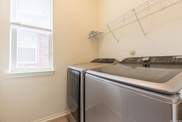 3638 SUMANTRA CLF, San Antonio, TX 78261