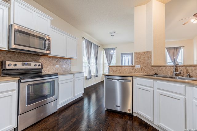3638 SUMANTRA CLF, San Antonio, TX 78261