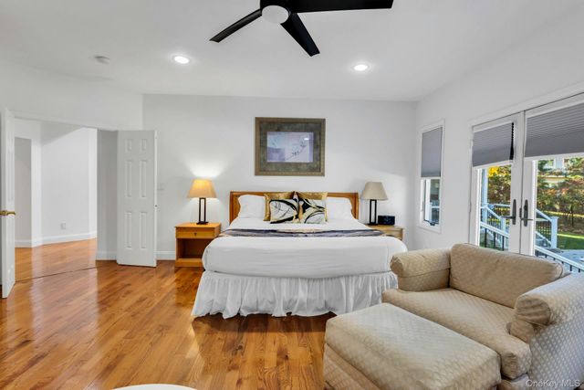 10 Bay Woods Drive, Hampton Bays, NY 11946