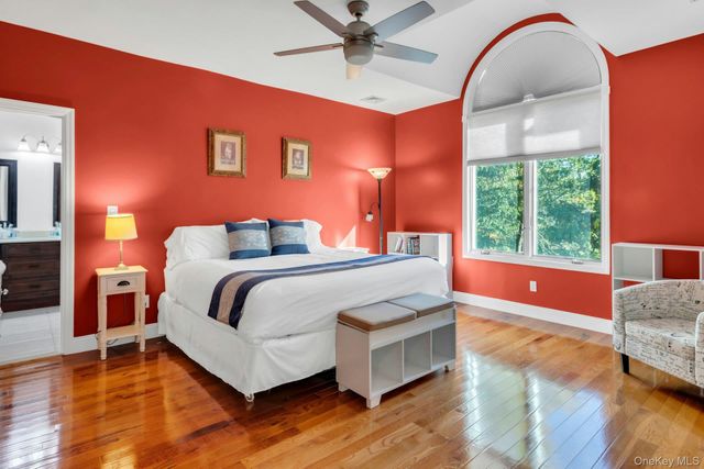 10 Bay Woods Drive, Hampton Bays, NY 11946