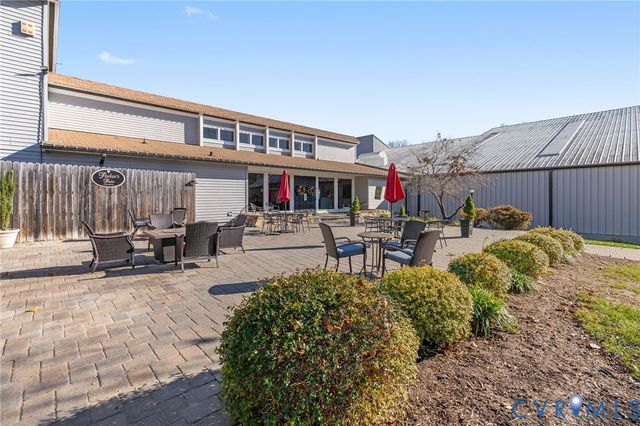 10100 Stonemark Ct, Henrico, VA 23238