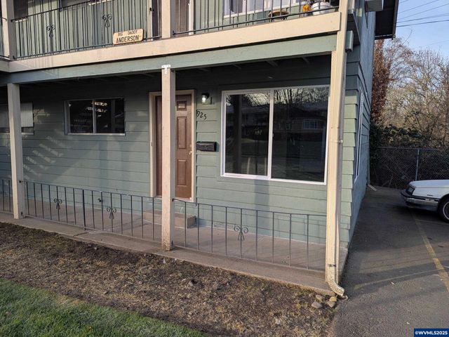 923-945 Fir St S, Salem, OR 97302