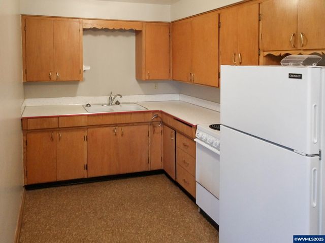 923-945 Fir St S, Salem, OR 97302
