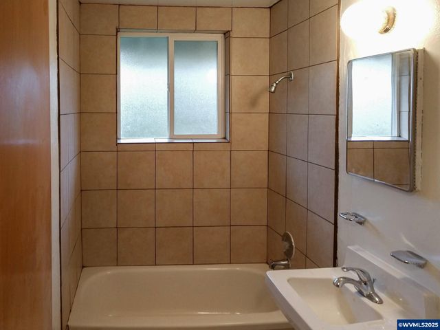 923-945 Fir St S, Salem, OR 97302