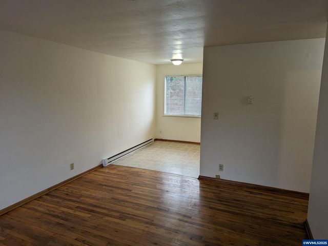 923-945 Fir St S, Salem, OR 97302