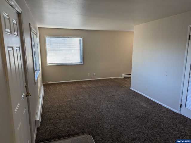 923-945 Fir St S, Salem, OR 97302